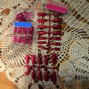 Elegant Press-On Nails Sets - Vibrant Red